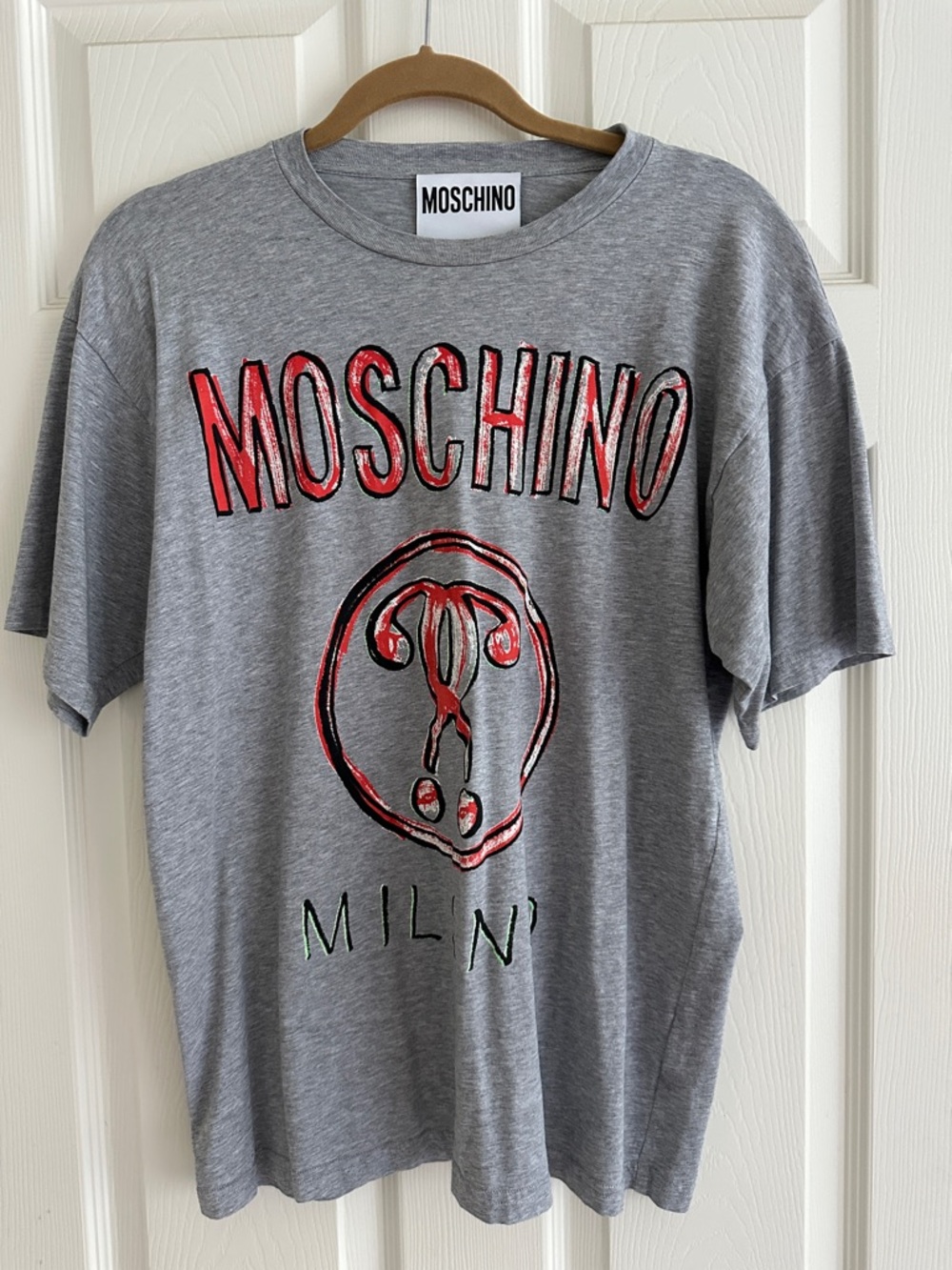 Authentic Moschino Couture Gray T-Shirt Double Question Mark Red Logo Size Small